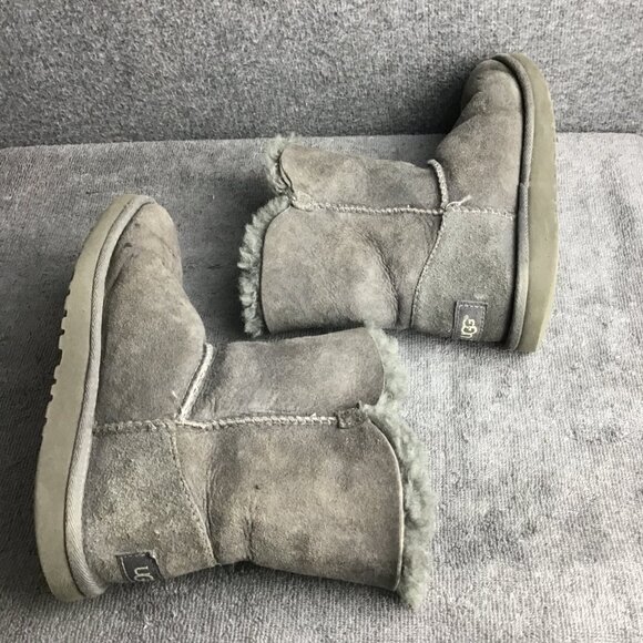 UGG Kids Sz 3 Gray Button Closure Boots - Picture 4 of 9